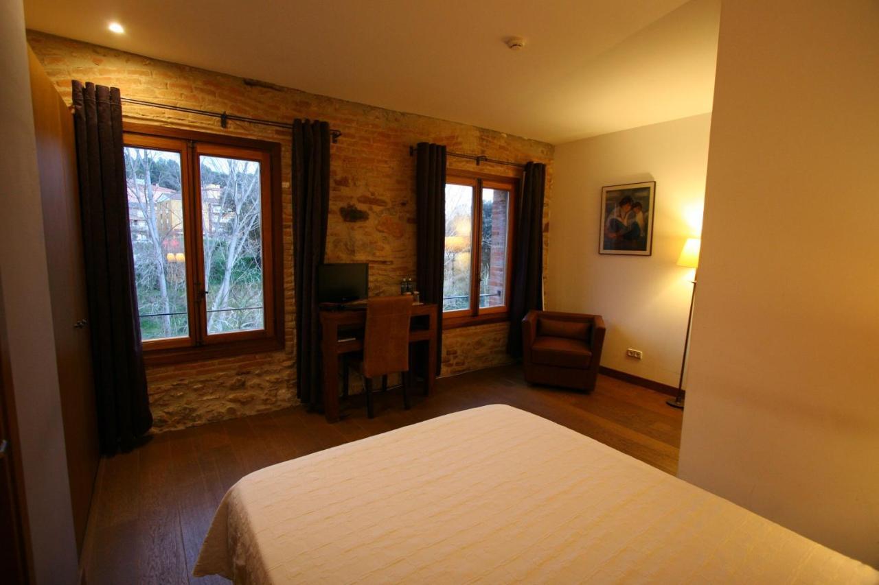 Hotel Moli De La Torre Бигес-и-Риельс Экстерьер фото